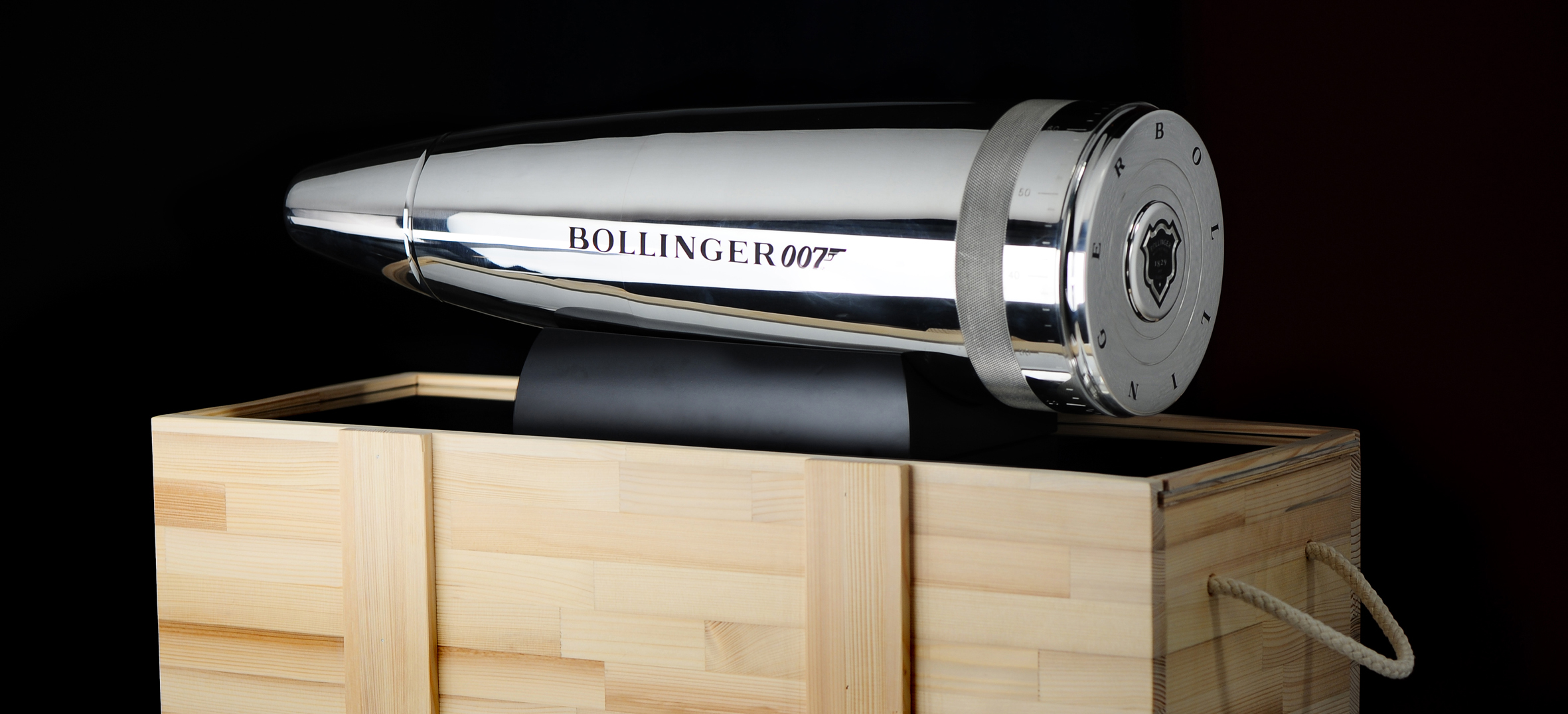 BOLLINGER_Bullet-007_DESIGN-PRODUIT_Spiritueux-Champagne-James-BondPLANET-DESIGN-PARIS-Eric-Berthes_03.jpg