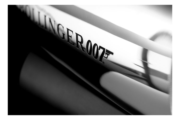 BOLLINGER_Bullet-007_DESIGN-PRODUIT_Spiritueux-Champagne-James-BondPLANET-DESIGN-PARIS-Eric-Berthes_04