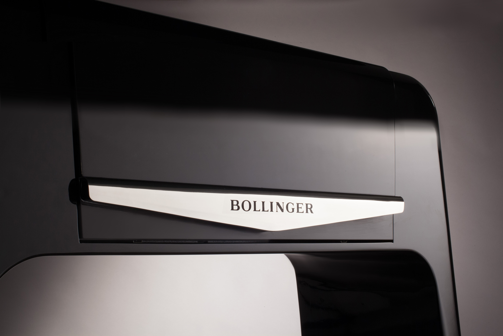 BOLLINGER_Experience_MOBILIER_bar_Spiritueux-ChampagnePLANET-DESIGN-PARIS-Eric-Berthes_02.jpg