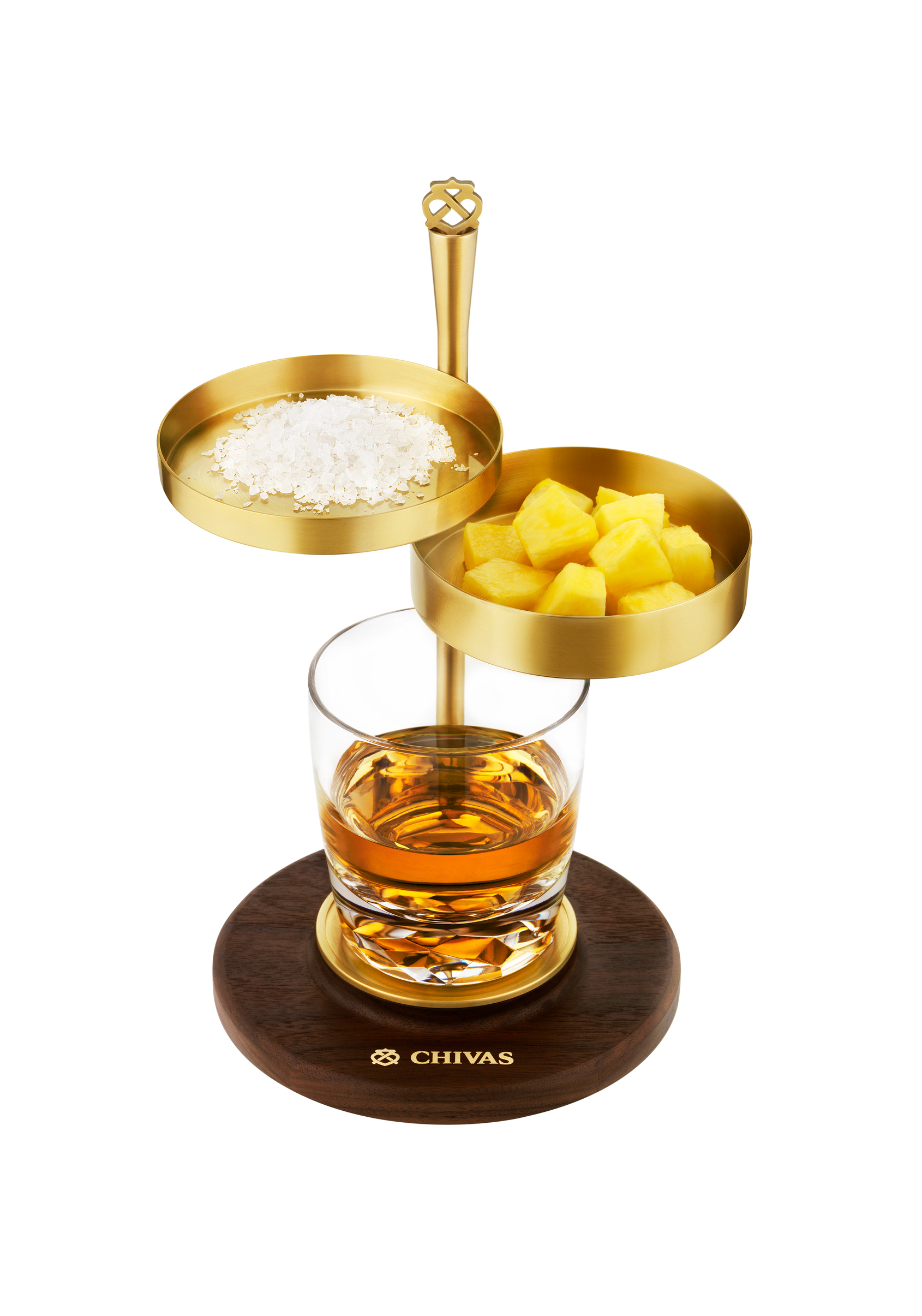 CHIVAS_Rituel-Individuel_SPIRITUEUX_Cocktail-Ananas-Sel-Whisky_PLANET-DESIGN-PARIS-Eric-Berthes_01.jpg